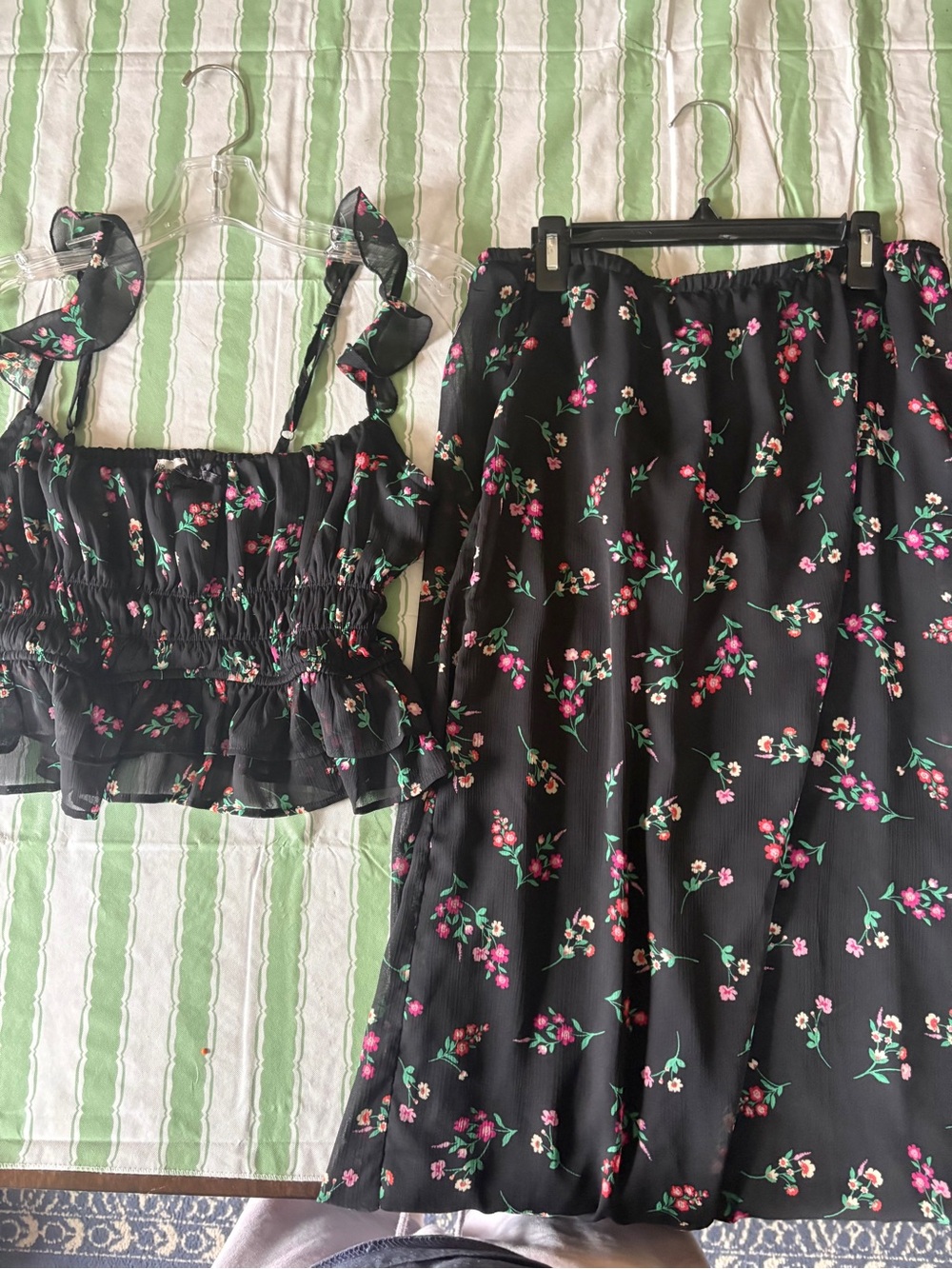 2 Piece Black Floral Outfit